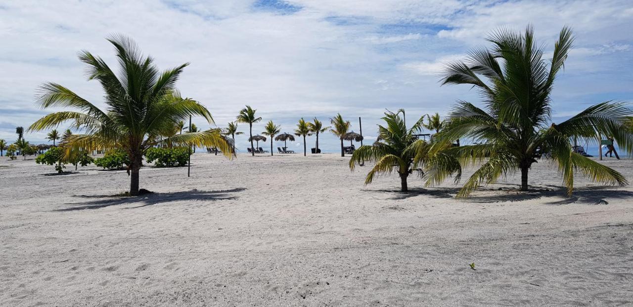 Playa Blanca Towncenter Suite - No Incluye Comidas 外观 照片